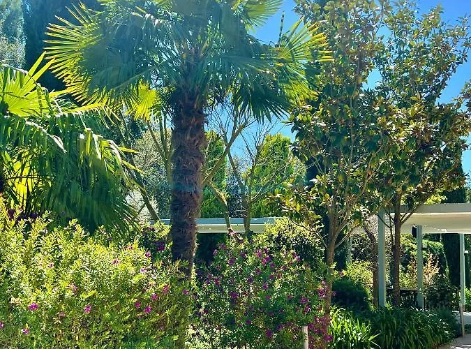 מלון Aatu - Adults Only 4*