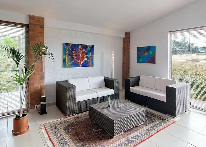 Aatu - Adults Only Peratallada